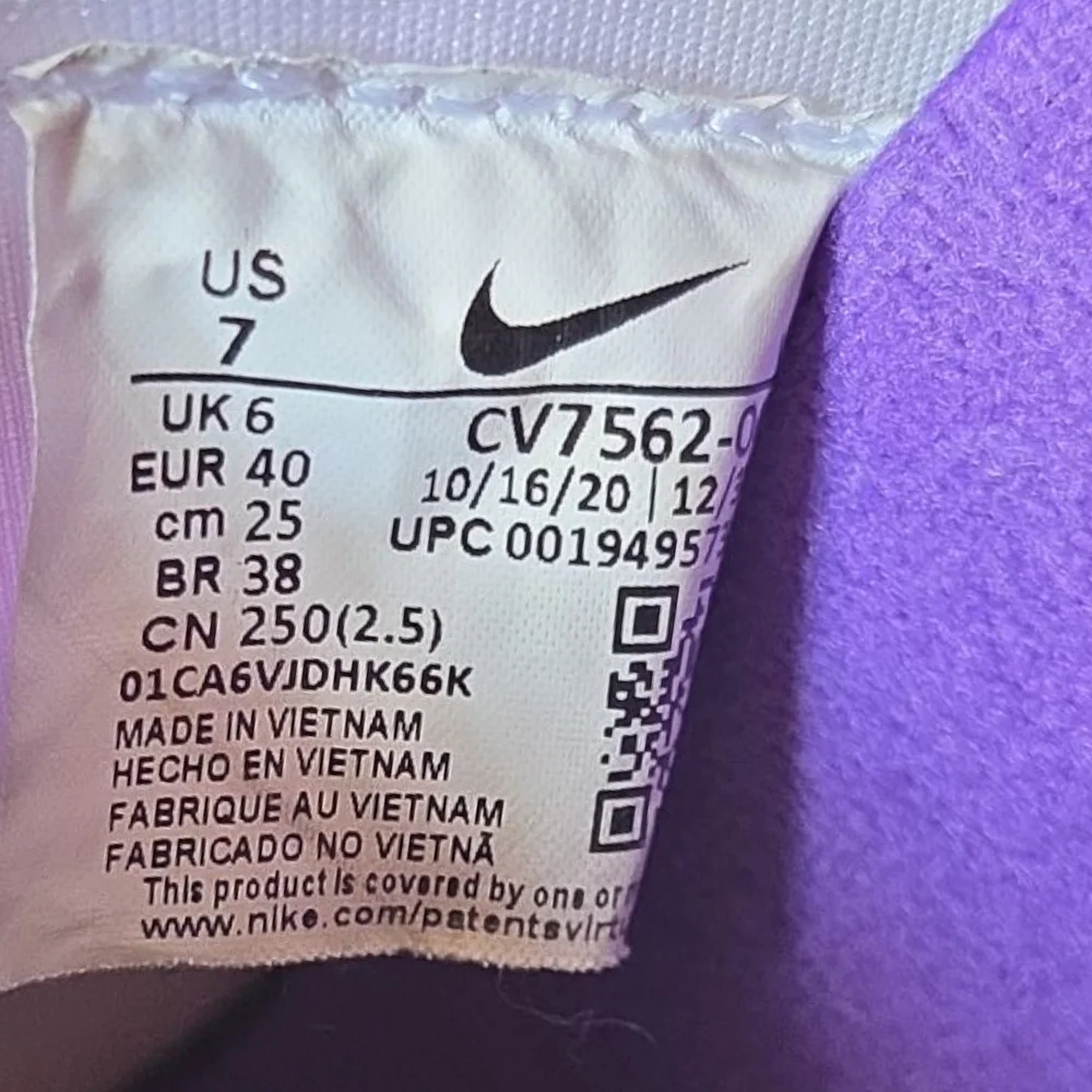 Nike Lebron 18 Low‎ Lakers ACG Basketball Lebron James